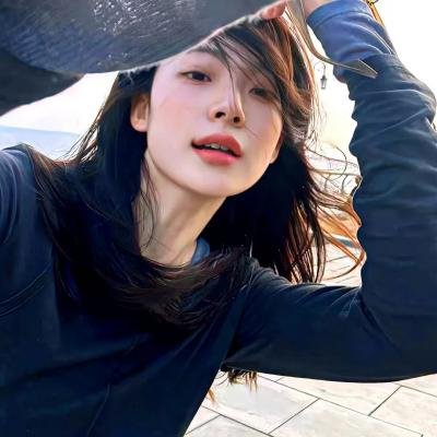 妓女。演员。皮条客